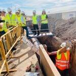 Visita de Carmen Crespo a la obra de abastecimiento en el alta en Roquetas de Mar