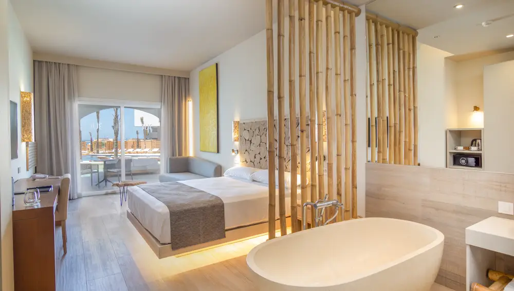 Hotel Zahara Beach
