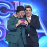Bustamente se calza el bombín de Sabina para ganar la gala de "Tu cara me suena"