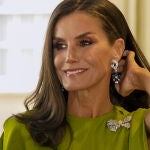 La Reina Letizia en la cena previa a la coronación de Carlos III