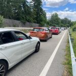 Caos y atascos kilométricos en la Sierra de Madrid por una prueba ciclista