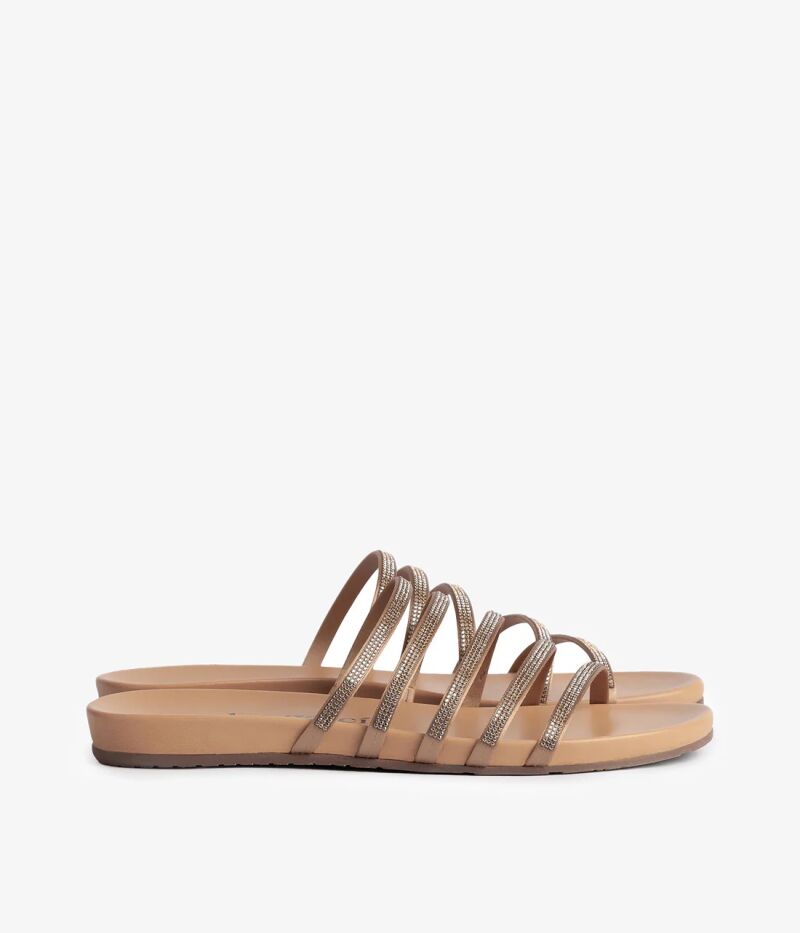 Sandalias planas con cristales de Swarovski.