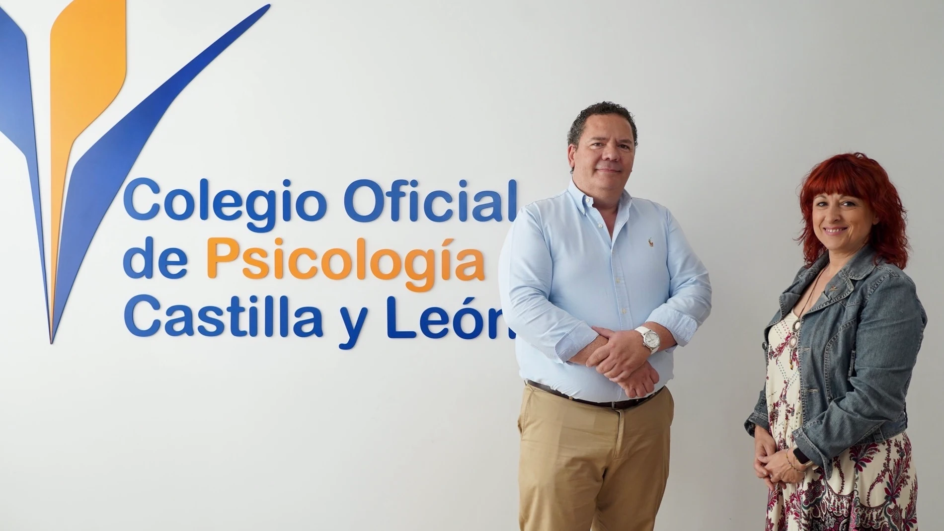 Jaime Gutiérrez, presidente de Copcyl, junto a Nieves Andrés, responsable del Área de Formación del Colegio de Psicólogos de Castilla y León