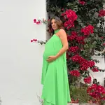 Alma Bollo luciendo tripita premamá