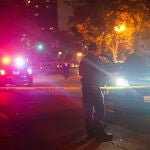 Los policías inspeccionan el lugar done se produjo el suceso en Las Vegas