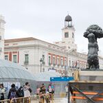 Almeida no da por perdidos los toldos en la Puerta del Sol este verano: "Tenemos la capacidad de poder hacerlo"
