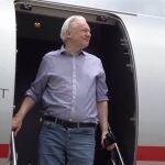 Assange vuelve a Australia después de que un tribunal de EEUU haya aceptado el acuerdo de culpabilidad
