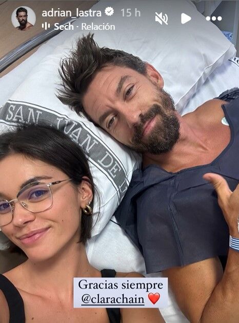 Adrián Lastra y su novia, Clara Chaín 