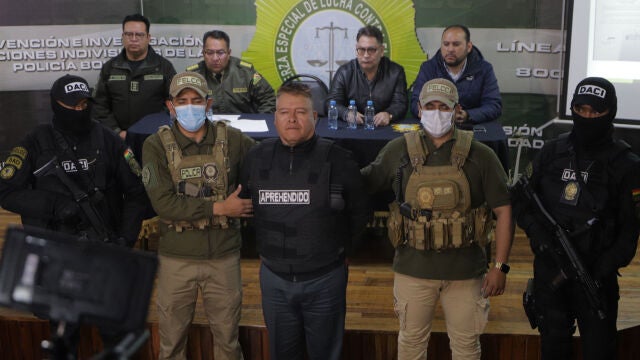 Presentan a destituido jefe militar que lideró el "intento de golpe de Estado" en Bolivia