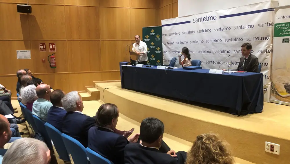 Imagen del acto de clausura durante su celebración