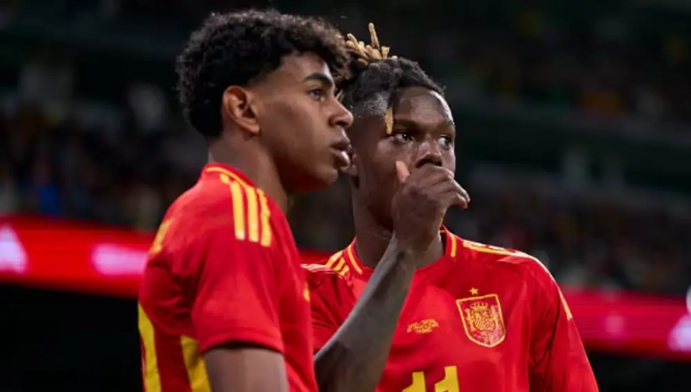 Lamine Yamal y Nico Williams, Selección Española