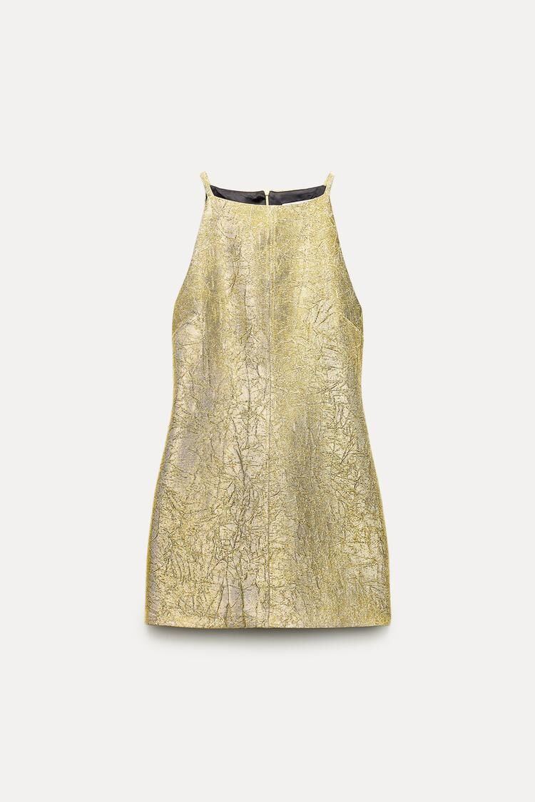 Vestido dorado.