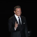 El cantante mexicano Luis Miguel durante un concierto