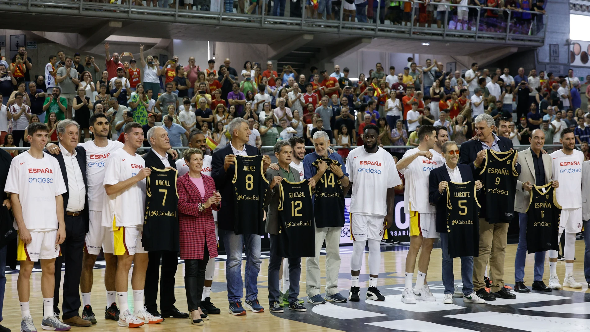 La FEB homenajeó a los medallistas en Los Ángeles 84