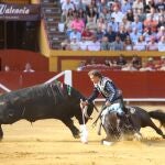Momento en el que el caballo de Hermoso pierde las manos
