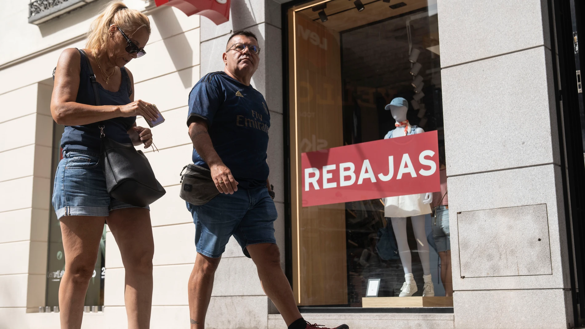 Comienzo de rebajas de verano