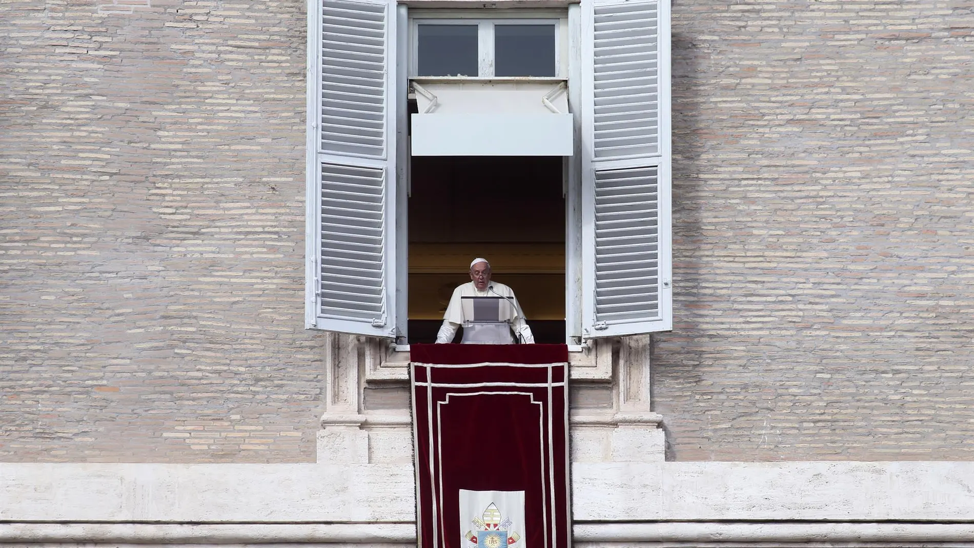 AM.-El Vaticano declara falsas las apariciones de Trevignano: ni lágrimas de sangre ni multiplicación de pizzas y ñoquis