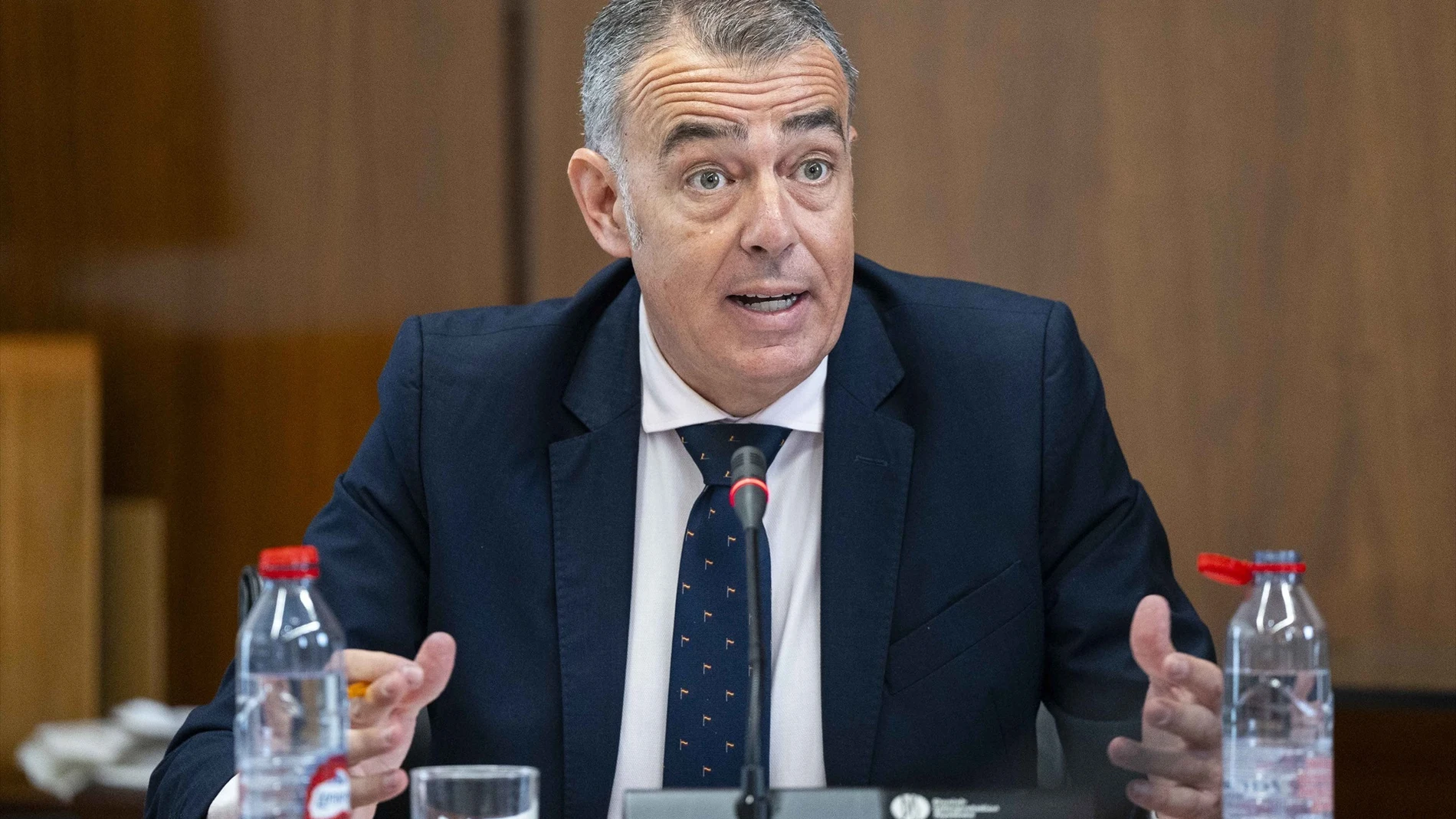 Dimite el director de la Oficina Antifraude tras el acuerdo PP-PSOE que le dejaría dos años fuera de la carrera judicial