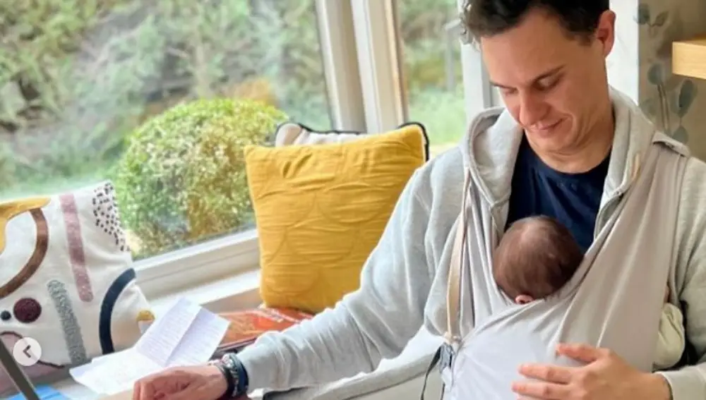Christian Gálvez junto a su hijo Luca