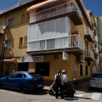 Muere una mujer en Fuengirola (Málaga) estrangulada por su pareja, que intentó suicidarse