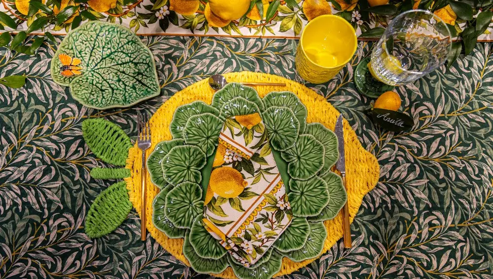 Mesa de primavera de Bordallo Pinheiro