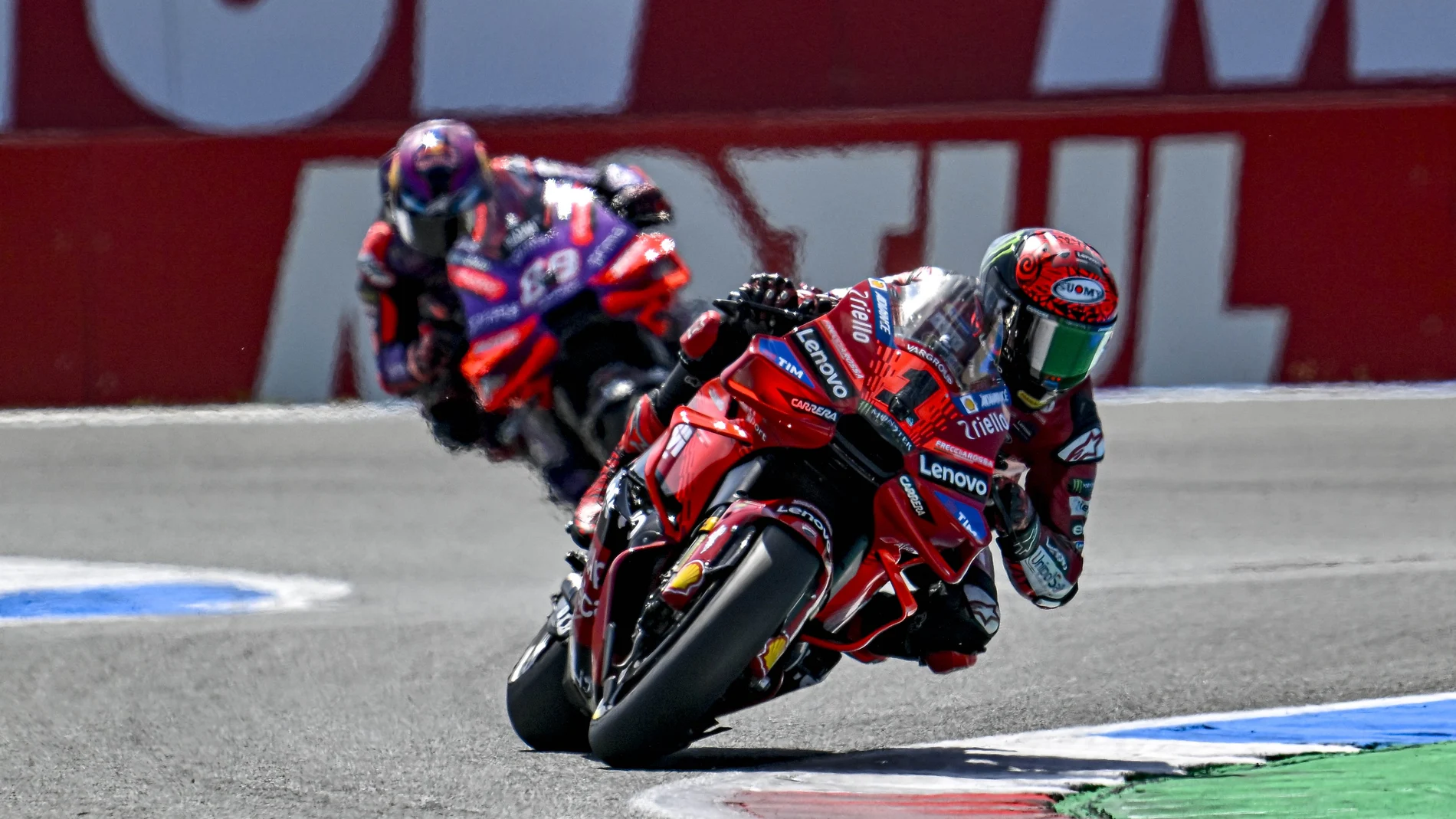 Bagnaia, inalcanzable en Assen, justo por delante de Jorge Martín