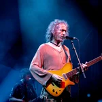 Roberto Iniesta, Robe, en su concierto del sábado por la noche en Alicante, en Área 12, de su gira "Ni santos ni inocentes"