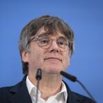 GRAFCAT4228. ARGELÈS-SUR-MER (FRANCIA), 13/05/2024.- El candidato de Junts a la presidencia de la Generalitat, Carles Puigdemont, durante la rueda de prensa que ha ofrecido este lunes en la que ha anunciado que presentará su candidatura en el Parlament para ser investido como president y ha afirmado que tiene opciones de lograrlo en segunda vuelta y liderar "un Govern de coherencia soberanista". EFE/David Borrat
