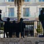 Vox reprocha a Moreno que "no está dispuesto a luchar contra la inmigración ilegal" ante el reparto por comunidades