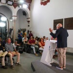 Chaves durante la comparecencia