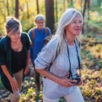 Cuántos pasos al día tienen que andar las mujeres mayores de 60 años
