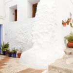 Frigiliana es, con sus estrechas y características calles, uno de los pueblos más bonitos de España 