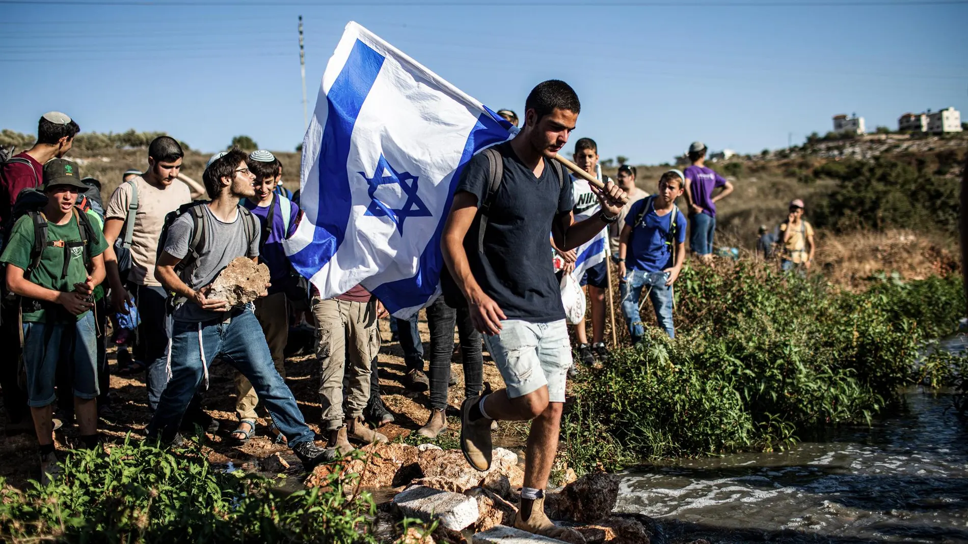 O.Próximo.- La CIJ considera que la política de asentamientos de Israel es contraria al derecho Internacional