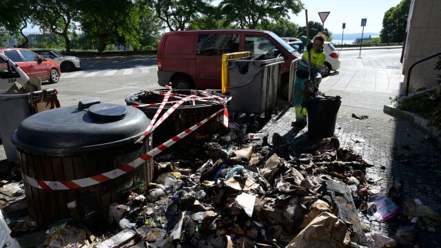 A Coruña da 72 horas para recoger la basura de las calles o declarará emergencia sanitaria