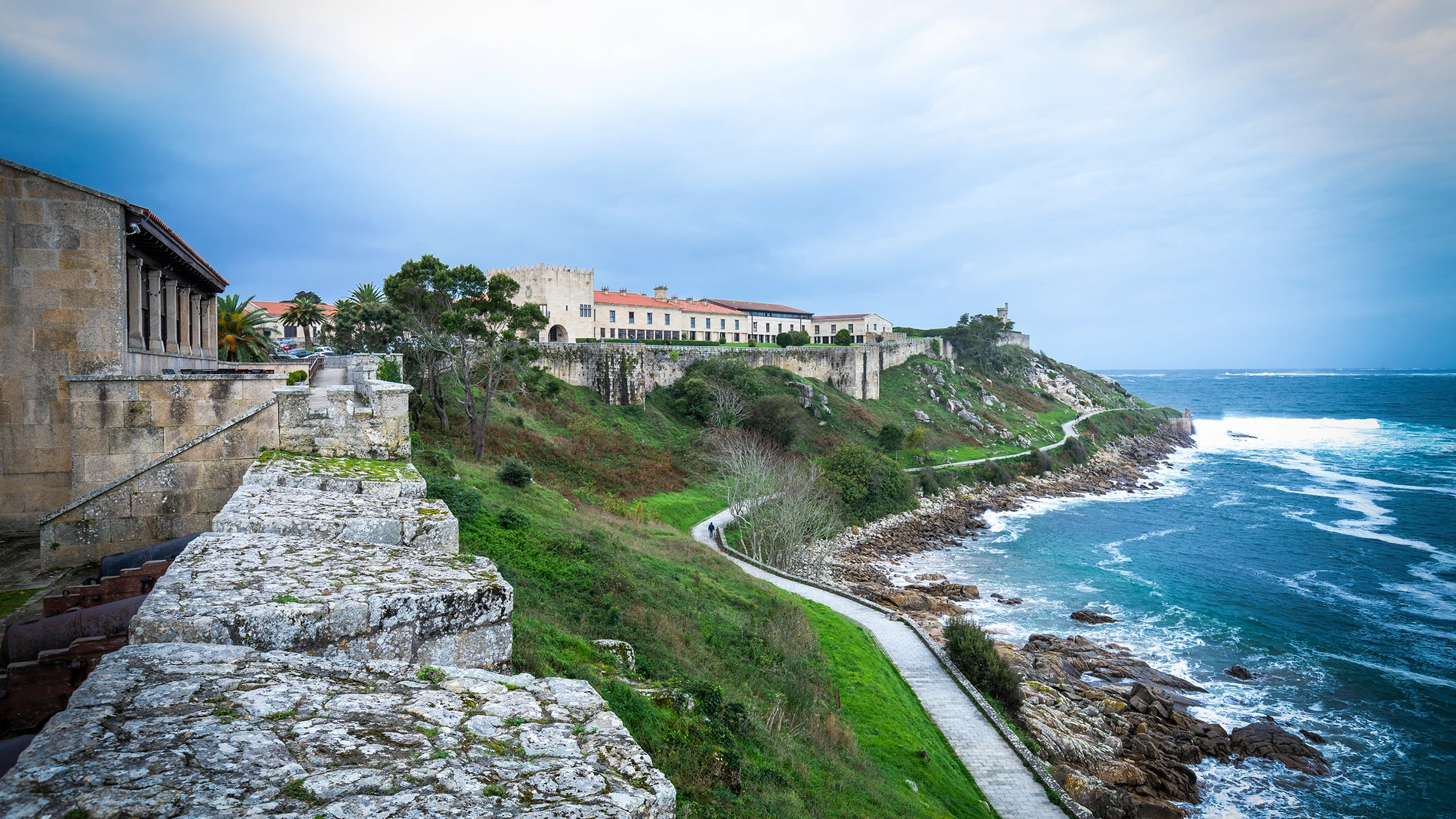 Exterior del Parador de Baiona.
