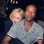 Madonna, junto a su hijo David Banda