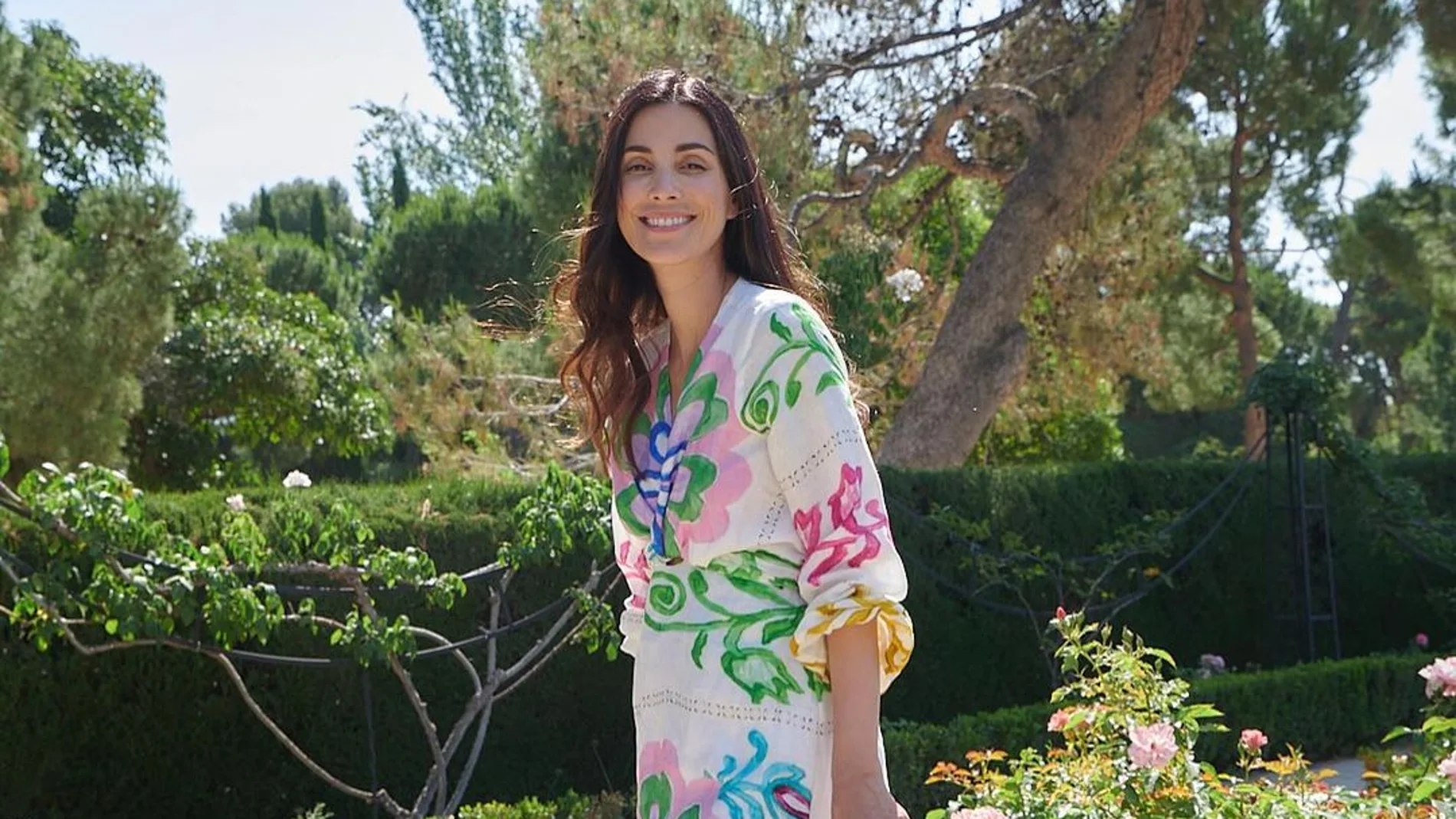 Sassa de Osma con vestido estampado.
