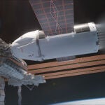 La NASA y SpaceX utilizarán una cápsula Dragon modificada para destruir la Estación Espacial Internacional.