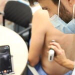 Basta con un móvil y un ecógrafo para poder llevar a cabo un pronóstico de la evolución de los pacientes con neumonía 