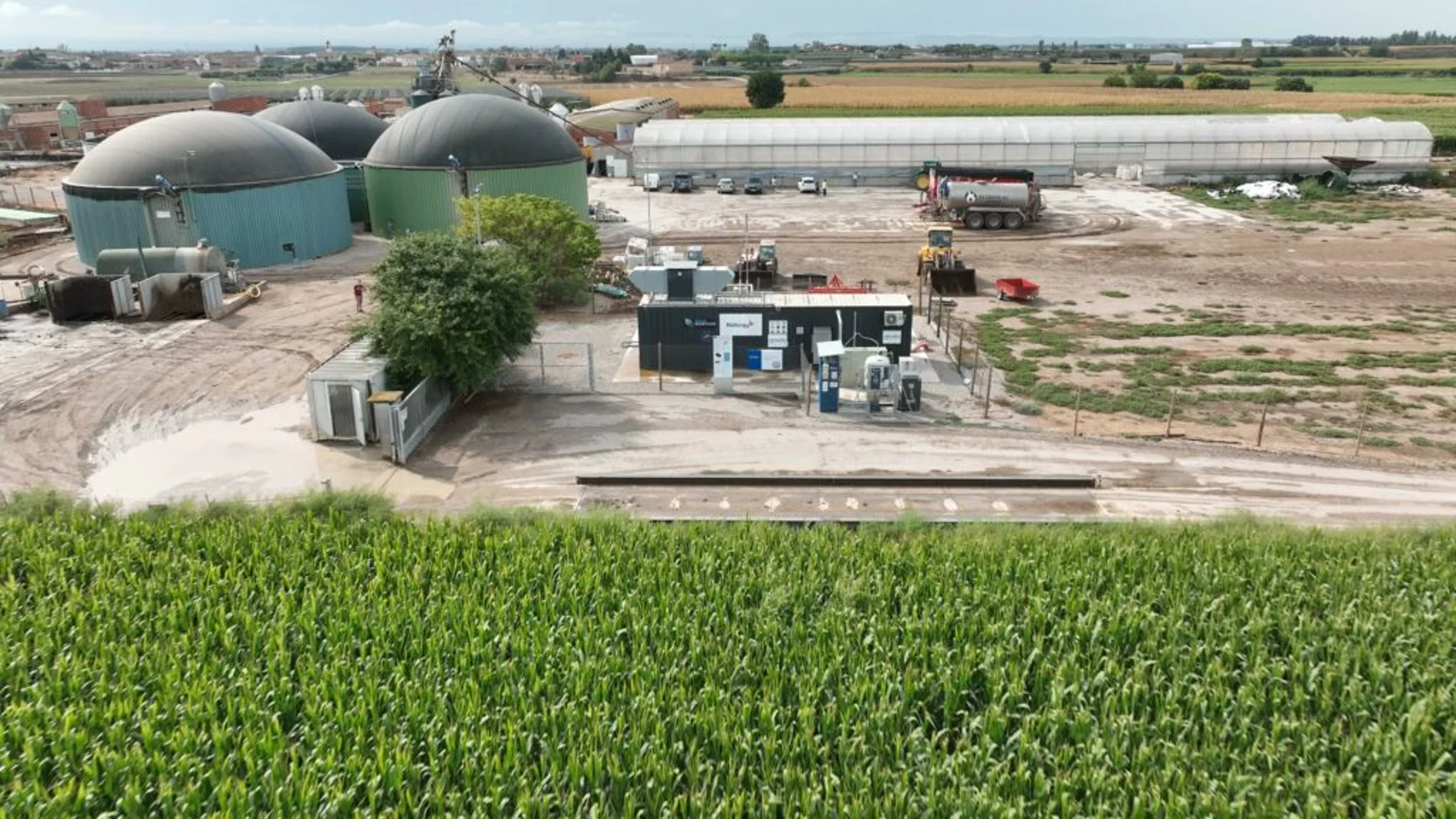 Naturgy impulsa la descarbonización con su tercera planta de biometano en Lleida