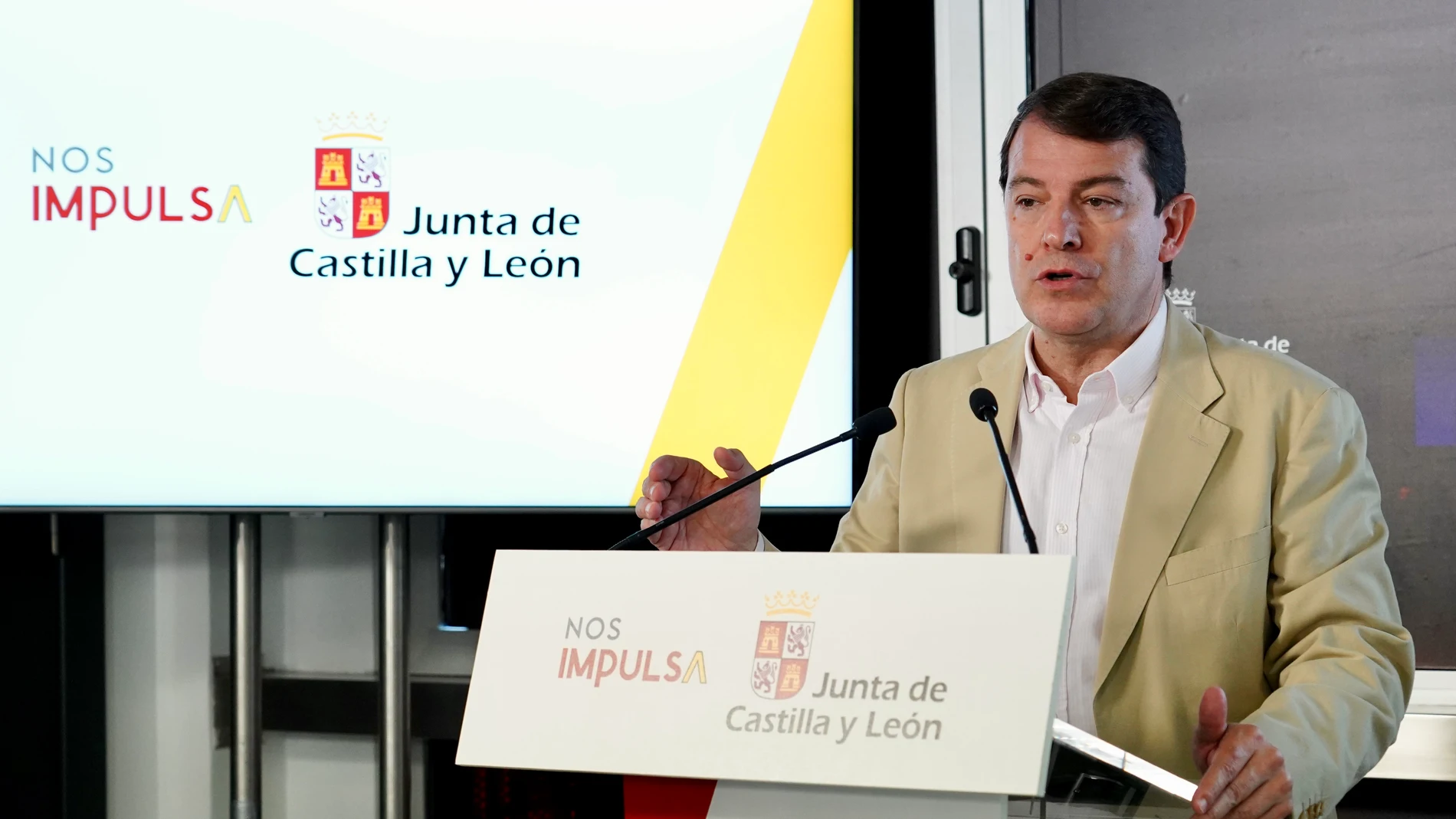 El presidente de la Junta, Alfonso Fernández Mañueco, durante un acto en León, donde realizó el anuncio
