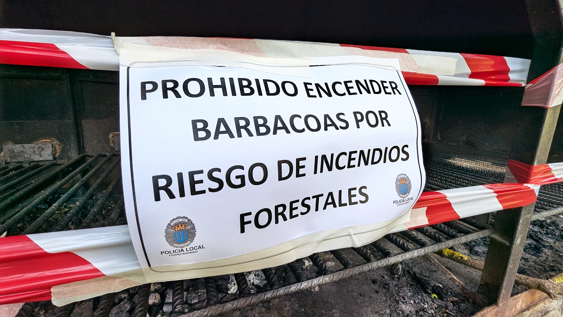 La Policía Local precinta una barbacoa ante el riesgo de incendios forestales