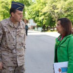 El teniente general Braco con la ministra de Defensa, Margarita Robles