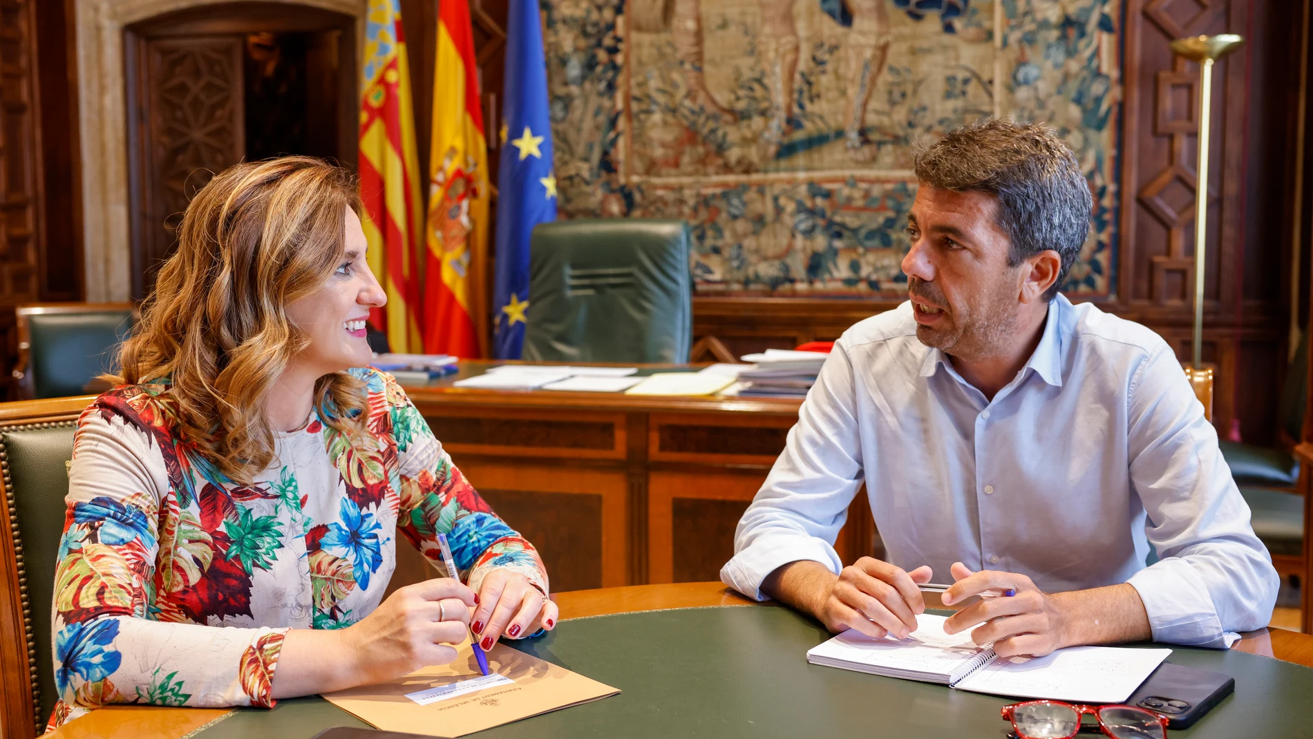 Generalitat y Ayuntamiento requieren por burofax a la RFEF y al CSD explicaciones de la exclusión del Valencia del Mundial