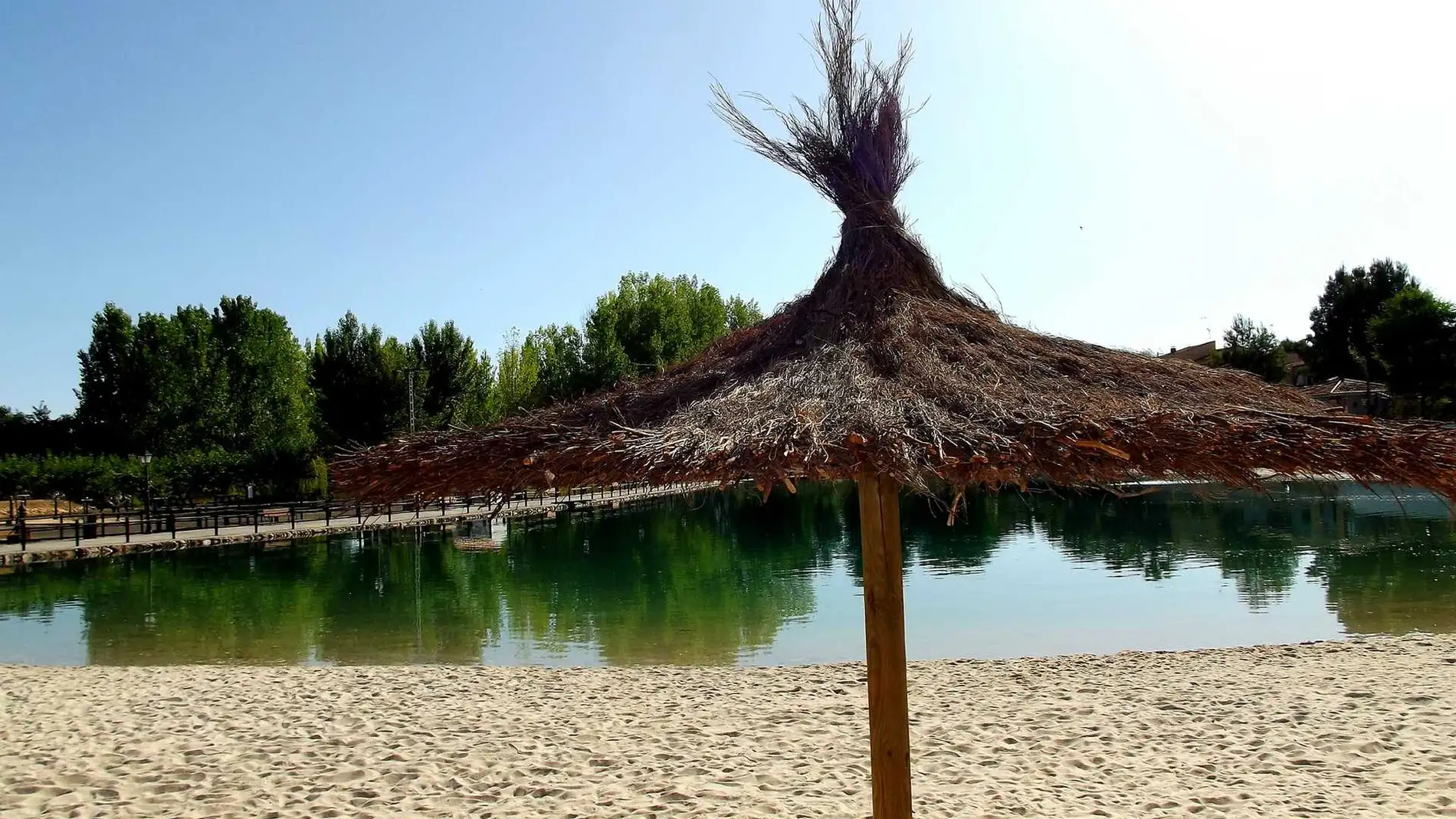 Imagen de lago de Playamonte en la Canal de Navarrés
