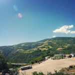 Imagen aérea del restaurante Villacol, en Lugo, en la N-6, junto al ramal de desvío del kilómetro 438 de la A-6.