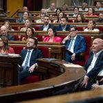 El Parlament aprueba reformar el reglamento que permita el voto telemático de Puigdemont con el apoyo del PSC