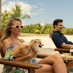 “Mono malo,” la nueva comedia de Bill Lawrence con Vince Vaughn, ya tiene tráiler