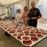 La diputada de Promoción Provincial y Desarrollo Rural Sostenible, Magdalena Rodríguez, participa en una cata de jamón