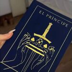 Portada del libro que Roro regala a su novio